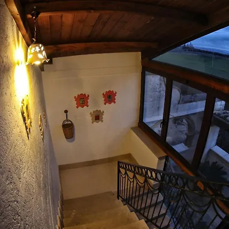 Bed & Breakfast Selva Gravina 3*